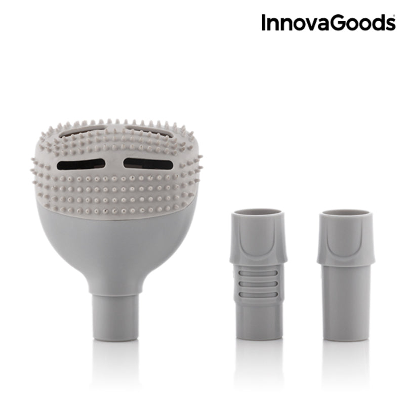 Brosse aspirateur anti-poils utilisée sur un siège auto